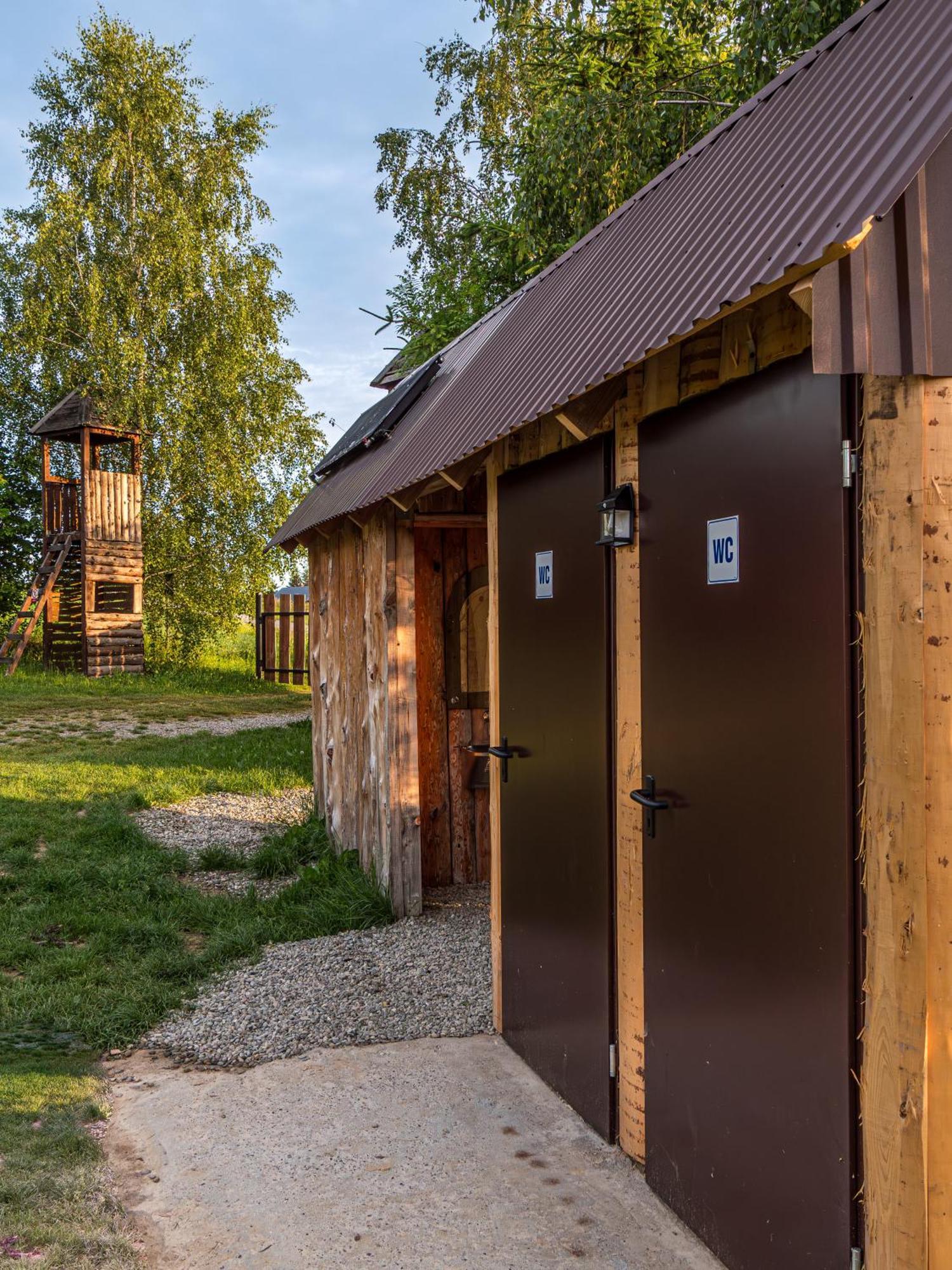 Fort Wapiti Hotel Zalasowa Exterior foto